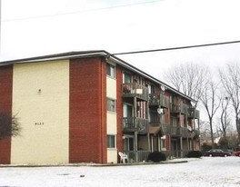 9131 S Harlem Ave Apartments