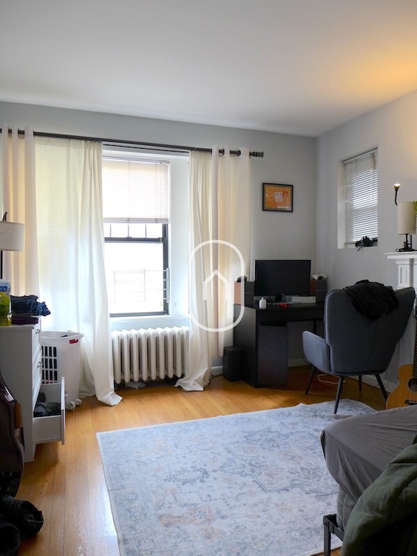 905 Beacon St in Boston, MA - Building Photo - Building Photo