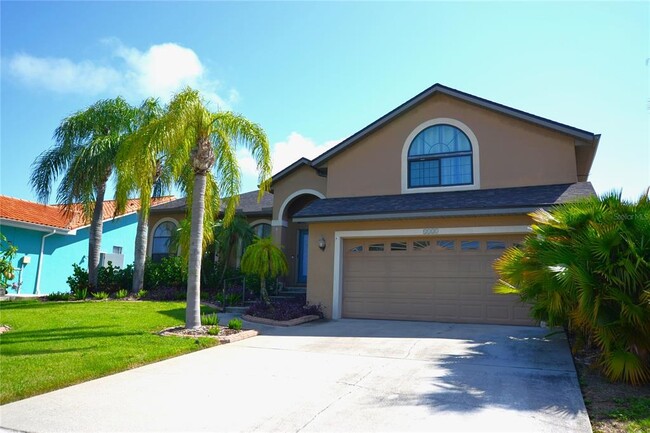 1111 Kingfish Pl in Apollo Beach, FL - Foto de edificio - Building Photo