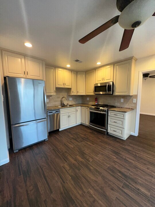 4459 Piute Pl in San Diego, CA - Building Photo