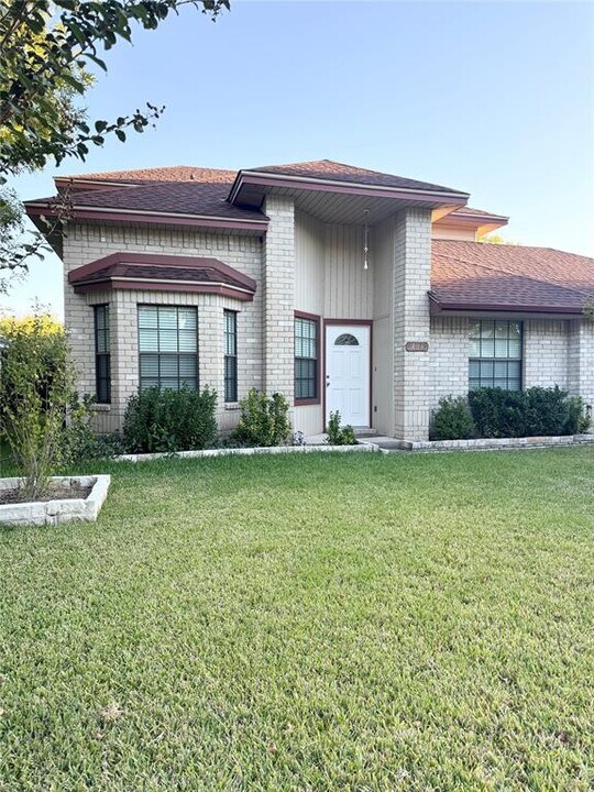 406 Beverly Ln in Leander, TX - Building Photo