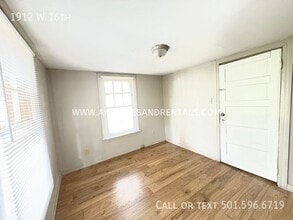 1912 W 16th St in North Little Rock, AR - Building Photo - Building Photo