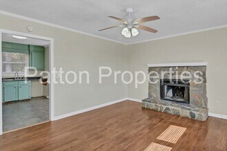 1105 Lake Shire Dr in West Columbia, SC - Building Photo - Building Photo