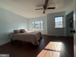 8702 Village Green Ct in Alexandria, VA - Building Photo - Building Photo