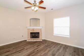 1029 Cordova Ridge Pl in Cordova, TN - Building Photo - Building Photo