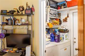 7651 NW 74th Ave in Tamarac, FL - Building Photo - Building Photo