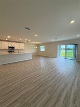 827 Cypress Creek Run in St. Cloud, FL - Building Photo - Building Photo