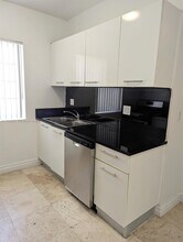 1015 19th St in Miami Beach, FL - Building Photo - Building Photo