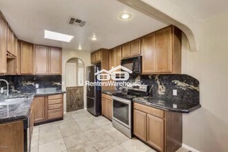 1201 E Winter Dr in Phoenix, AZ - Building Photo - Building Photo