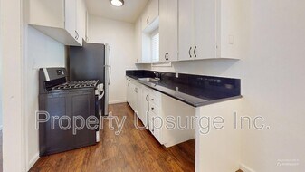 2063 Park Ave in Oroville, CA - Building Photo