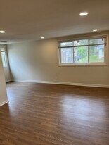 1603 28th St SE, Unit 1