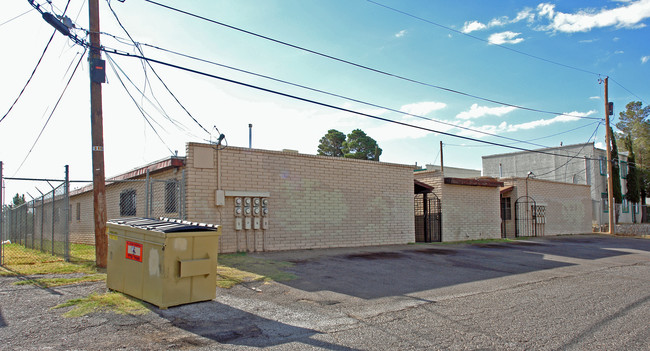 8509 Statler St in El Paso, TX - Building Photo - Building Photo