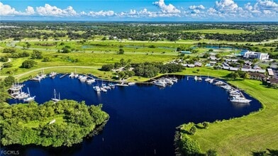 1041 River Run Rd in La Belle, FL - Building Photo - Building Photo