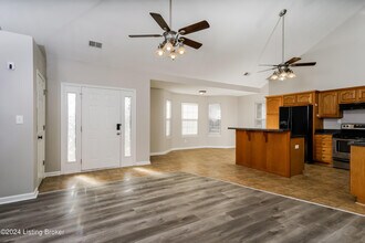 13024 Bessels Blvd in Louisville, KY - Building Photo - Building Photo