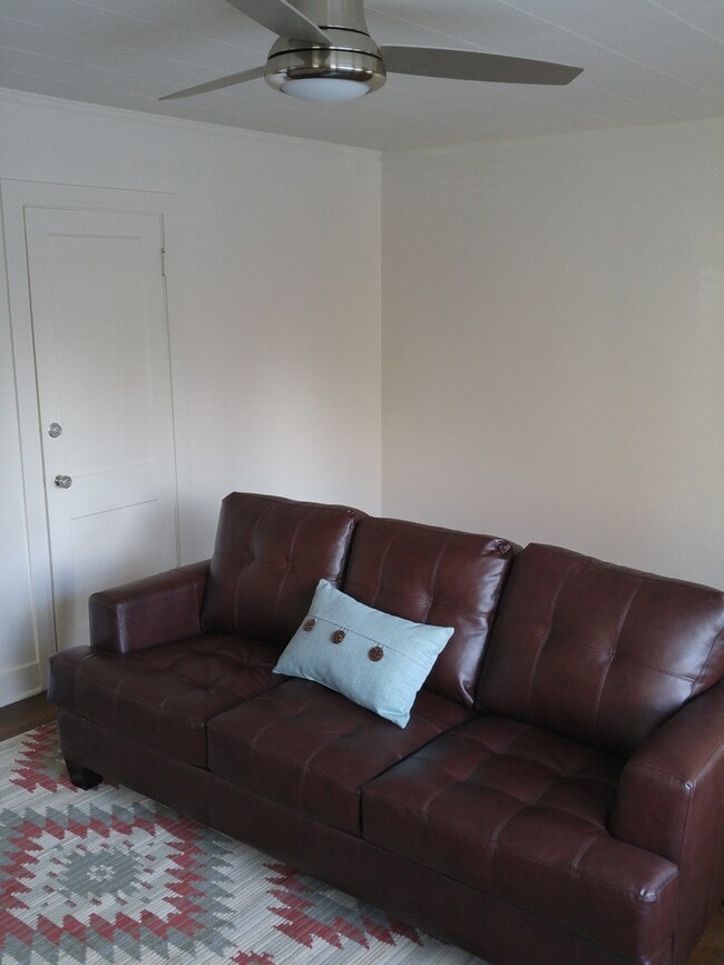 704-708 NW Broadway St in Bend, OR - Building Photo - Building Photo