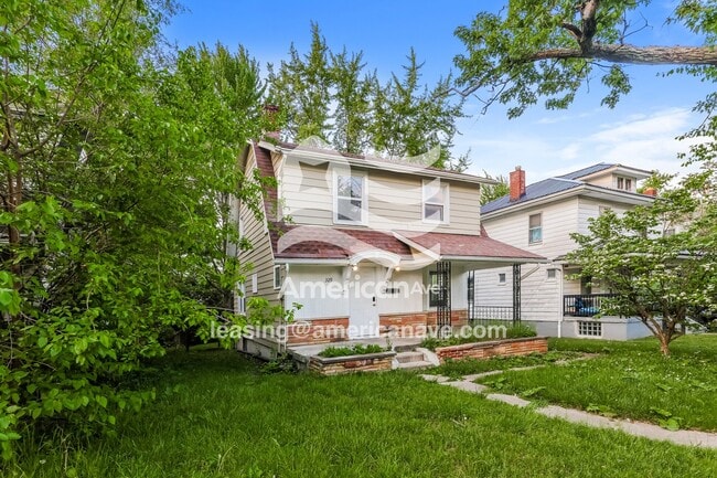 329 Pointview Ave in Dayton, OH - Foto de edificio - Building Photo