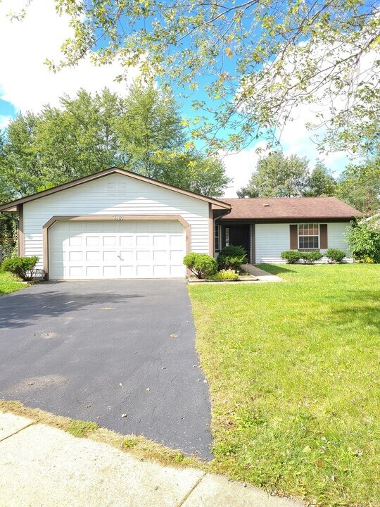 4480 Shorewood Ct in Hoffman Estates, IL - Building Photo