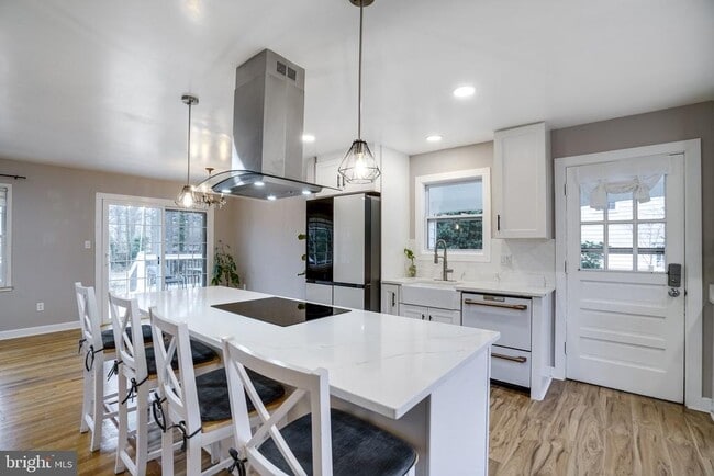 property at 8722 Falkstone Ln