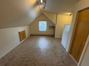 54 Francine Ave, Unit 1 in Massapequa, NY - Building Photo - Building Photo