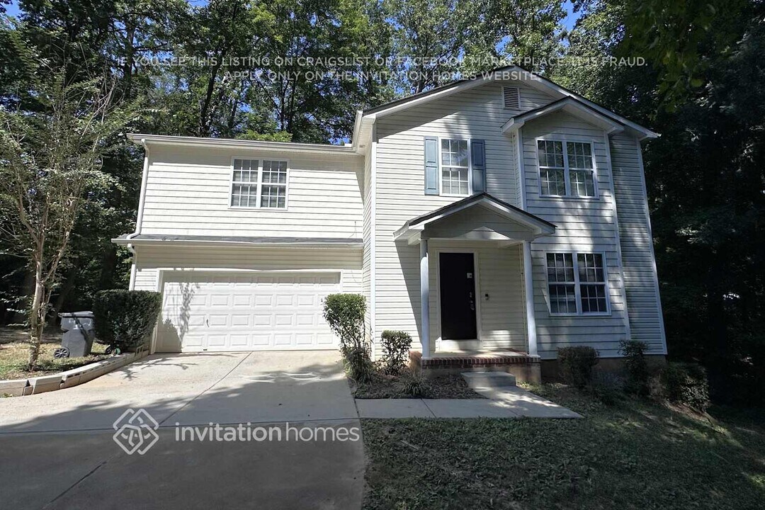 404 Morningside Rd in Charlotte, NC - Foto de edificio