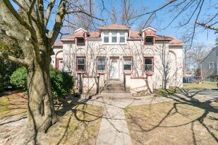 440 Ewingville Rd, Unit 1 in Ewing, NJ - Building Photo