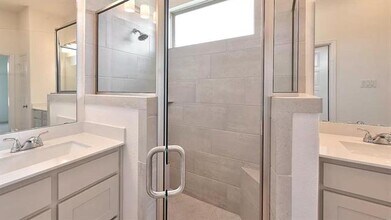3101 Bell Flower Dr in Little Elm, TX - Building Photo - Building Photo