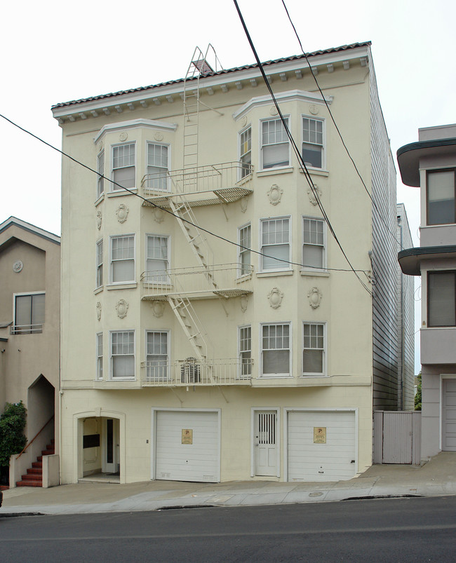 745 43rd Ave in San Francisco, CA - Foto de edificio - Building Photo