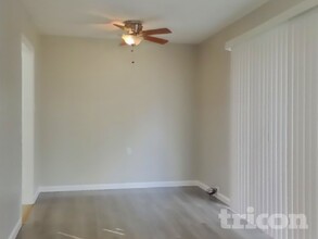 7646 22nd St in Sacramento, CA - Building Photo - Building Photo