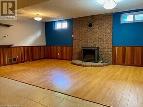 159 Sunpoint Crescent in Waterloo, ON - Building Photo - Building Photo