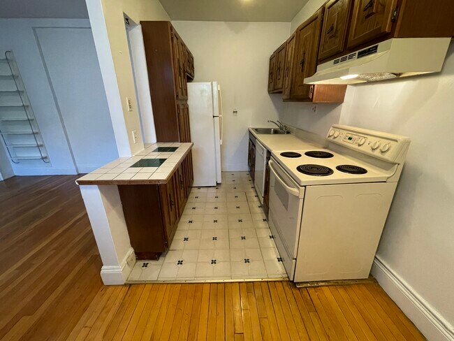 62 Englewood Ave in Boston, MA - Building Photo - Building Photo