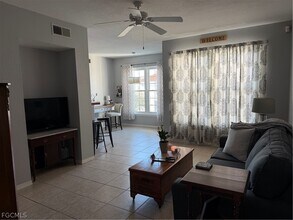 23520 Walden Center Dr in Bonita Springs, FL - Building Photo - Building Photo