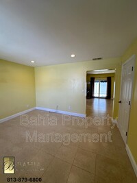 6667 Miller Dr in Miami, FL - Building Photo - Building Photo