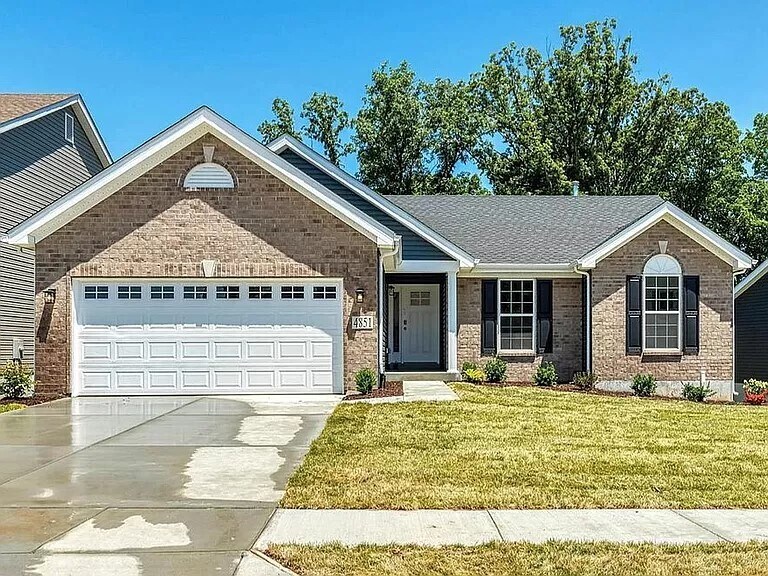 4851 Sierra View Pl in Imperial, MO - Building Photo