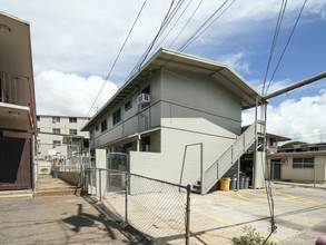 94-318 Pupuole St in Waipahu, HI - Building Photo - Building Photo