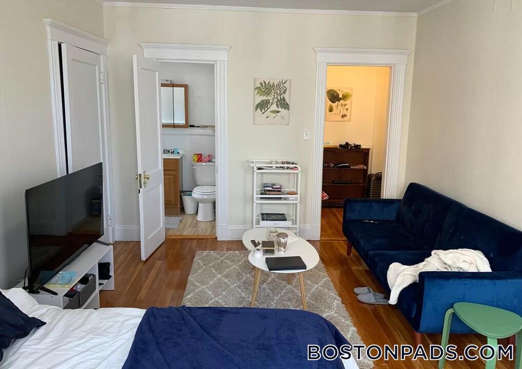 235 Park Dr. in Boston, MA - Building Photo