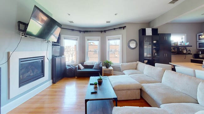 735 E 3rd St in Boston, MA - Building Photo - Building Photo