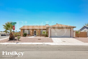 1473 Owyhee Ct in Las Vegas, NV - Building Photo
