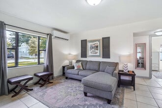 662 Callahan St in Winter Park, FL - Building Photo - Building Photo