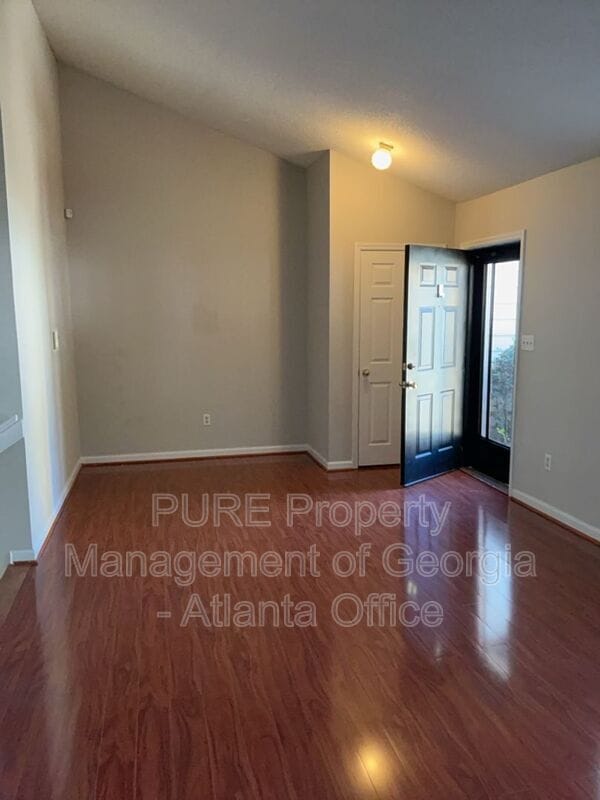 1916 Cheatham Woods Dr SW in Marietta, GA - Building Photo - Building Photo