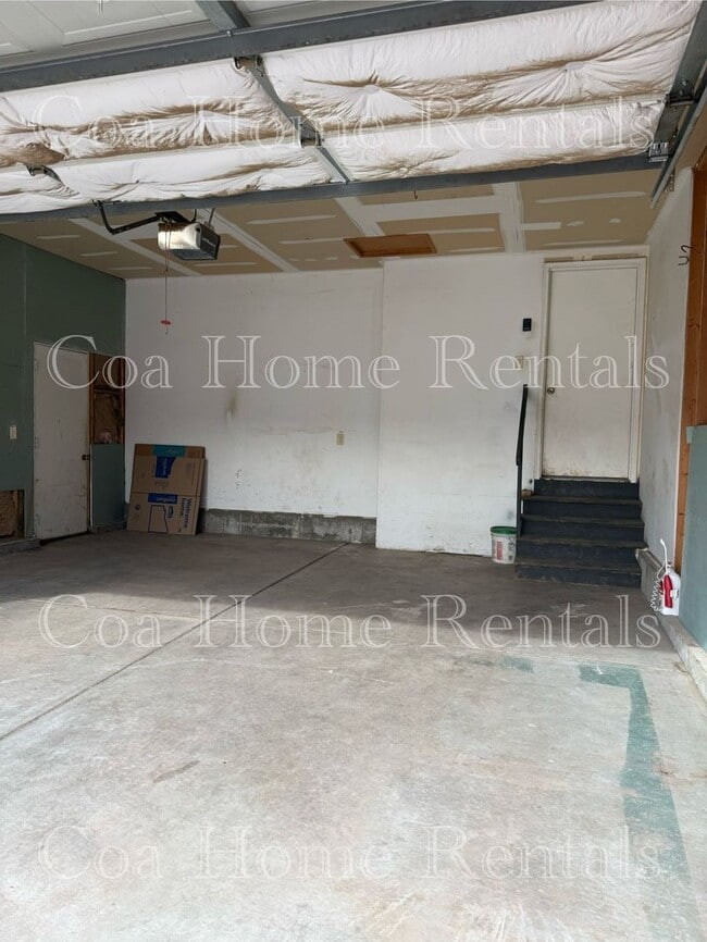 2212 E Bryant St in Derby, KS - Building Photo - Building Photo