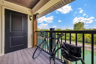 433 Bordeaux Way in St. Peters, MO - Building Photo - Building Photo