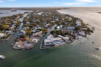 31 Lands End Ln in Sarasota, FL - Building Photo - Building Photo