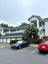 9179 Meadow Vista Rd in Charlotte, NC - Building Photo