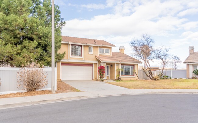 property at 13476 Altamar Cir