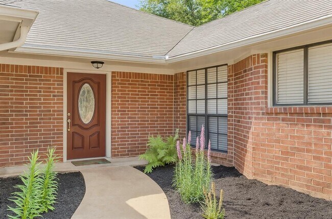 10007 Brantley Bend