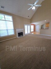 6122 Farmwood Way SE in Mableton, GA - Building Photo - Building Photo