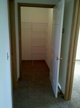 2216 Curry Rd, Unit Victoria Ct II in Schenectady, NY - Foto de edificio - Building Photo