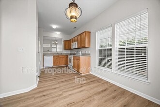 616 Bayou Cir in Clover, SC - Building Photo - Building Photo