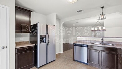 3827 Running Ranch in San Antonio, TX - Building Photo - Building Photo