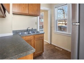 203 Annapolis St W, Unit 1 in West St. Paul, MN - Building Photo - Building Photo